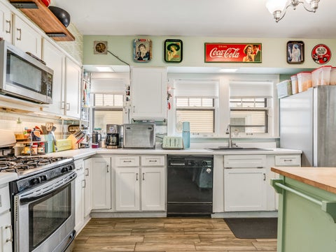 Tiny photo for 225 Pick Avenue, Elmhurst, IL 60126 (MLS # 12731090)