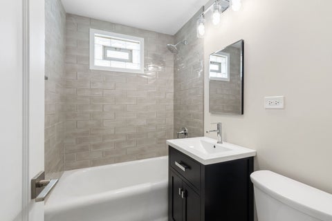 Tiny photo for 5747 N Melvina Avenue, Chicago, IL 60646 (MLS # 12608247)