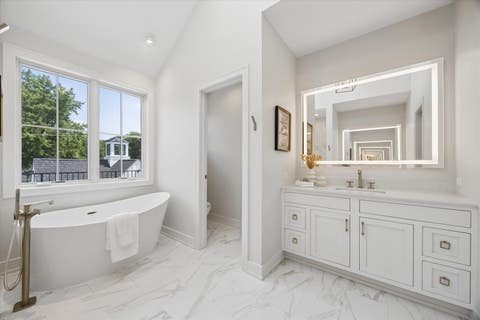 Tiny photo for 37 S Stough Street, Hinsdale, IL 60521 (MLS # 12726389)