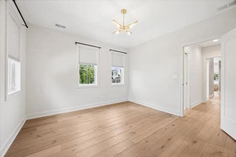 Tiny photo for 37 S Stough Street, Hinsdale, IL 60521 (MLS # 12726389)