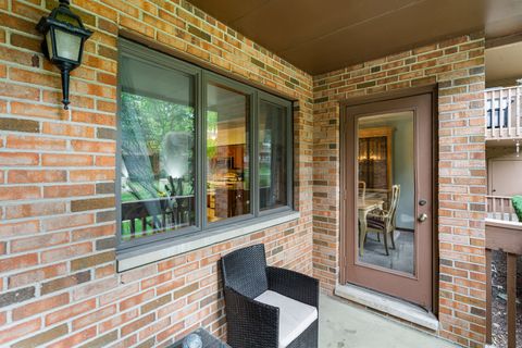 Tiny photo for 7962 Garfield Avenue #110, Burr Ridge, IL 60527 (MLS # 12488652)