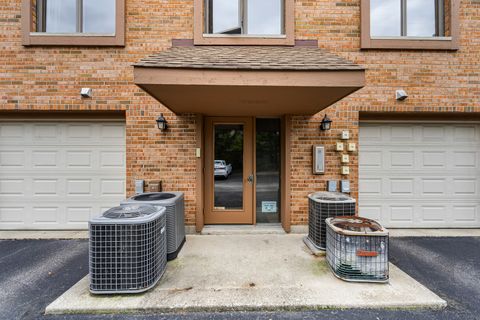 Tiny photo for 7962 Garfield Avenue #110, Burr Ridge, IL 60527 (MLS # 12488652)