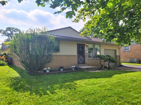Photo of 14545 Avers Avenue, Midlothian, IL 60445 (MLS # 12690977)