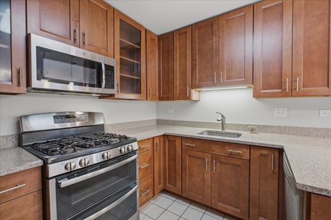 Tiny photo for 5040 W Warren Street #301, Skokie, IL 60077 (MLS # 12798220)
