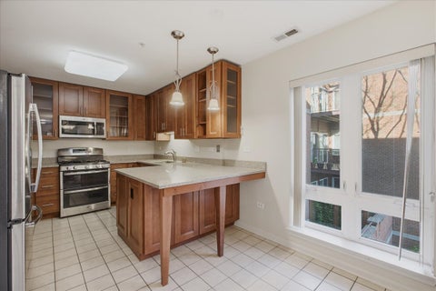 Tiny photo for 5040 W Warren Street #301, Skokie, IL 60077 (MLS # 12798220)