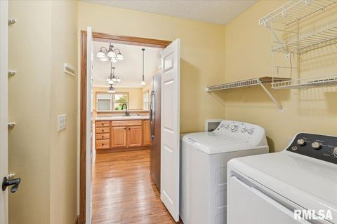 Tiny photo for 1713 Garrett Avenue, Clinton, IA 52732 (MLS # QC4267270)