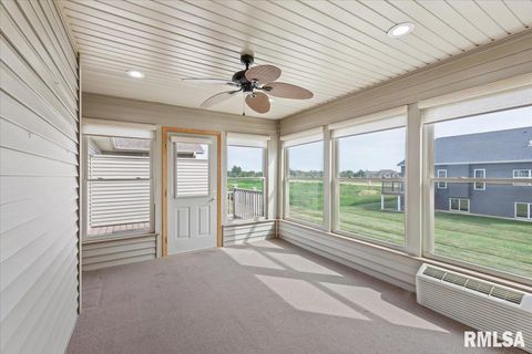 Tiny photo for 1713 GARRETT Avenue, Clinton, IA 52732 (MLS # QC4267270)