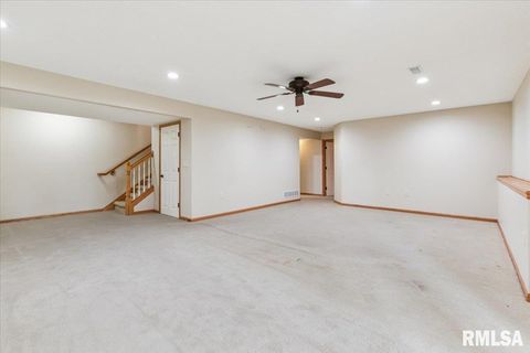 Tiny photo for 1713 Garrett Avenue, Clinton, IA 52732 (MLS # QC4267270)