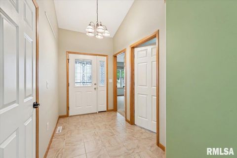 Tiny photo for 1713 GARRETT Avenue, Clinton, IA 52732 (MLS # QC4267270)