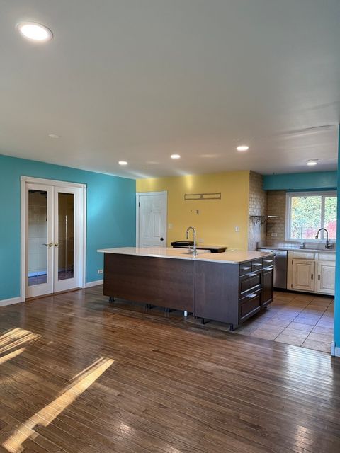 Tiny photo for 655 W Comstock Avenue, Elmhurst, IL 60126 (MLS # 12636738)