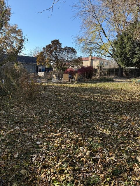 Tiny photo for 655 W Comstock Avenue, Elmhurst, IL 60126 (MLS # 12636738)