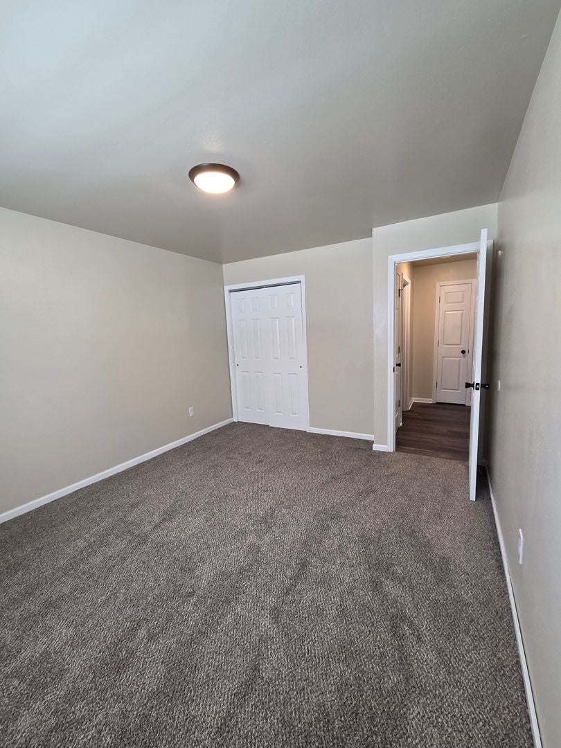 208 Flintridge Drive