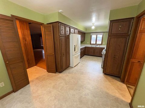 Tiny photo for 623 MEADOWBROOK Lane, Centralia, IL 62801 (MLS # EB460630)