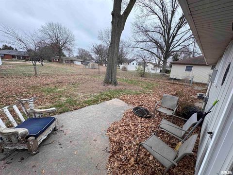 Tiny photo for 623 MEADOWBROOK Lane, Centralia, IL 62801 (MLS # EB460630)