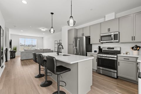 Tiny photo for 30W158 Wheeler Circle, Warrenville, IL 60563 (MLS # 12528514)