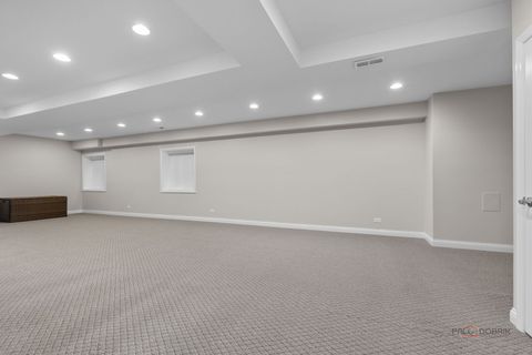 Tiny photo for 2554 W LAKE Avenue, Glenview, IL 60026 (MLS # 12491195)