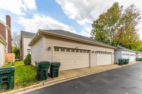 Tiny photo for 2554 W LAKE Avenue, Glenview, IL 60026 (MLS # 12491195)
