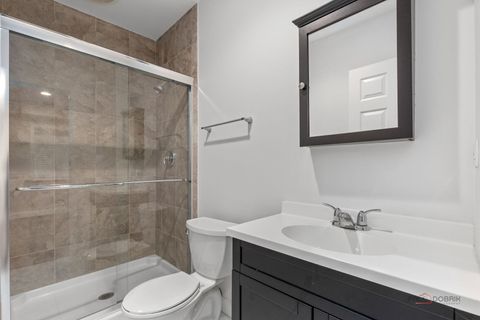 Tiny photo for 2554 W LAKE Avenue, Glenview, IL 60026 (MLS # 12491195)