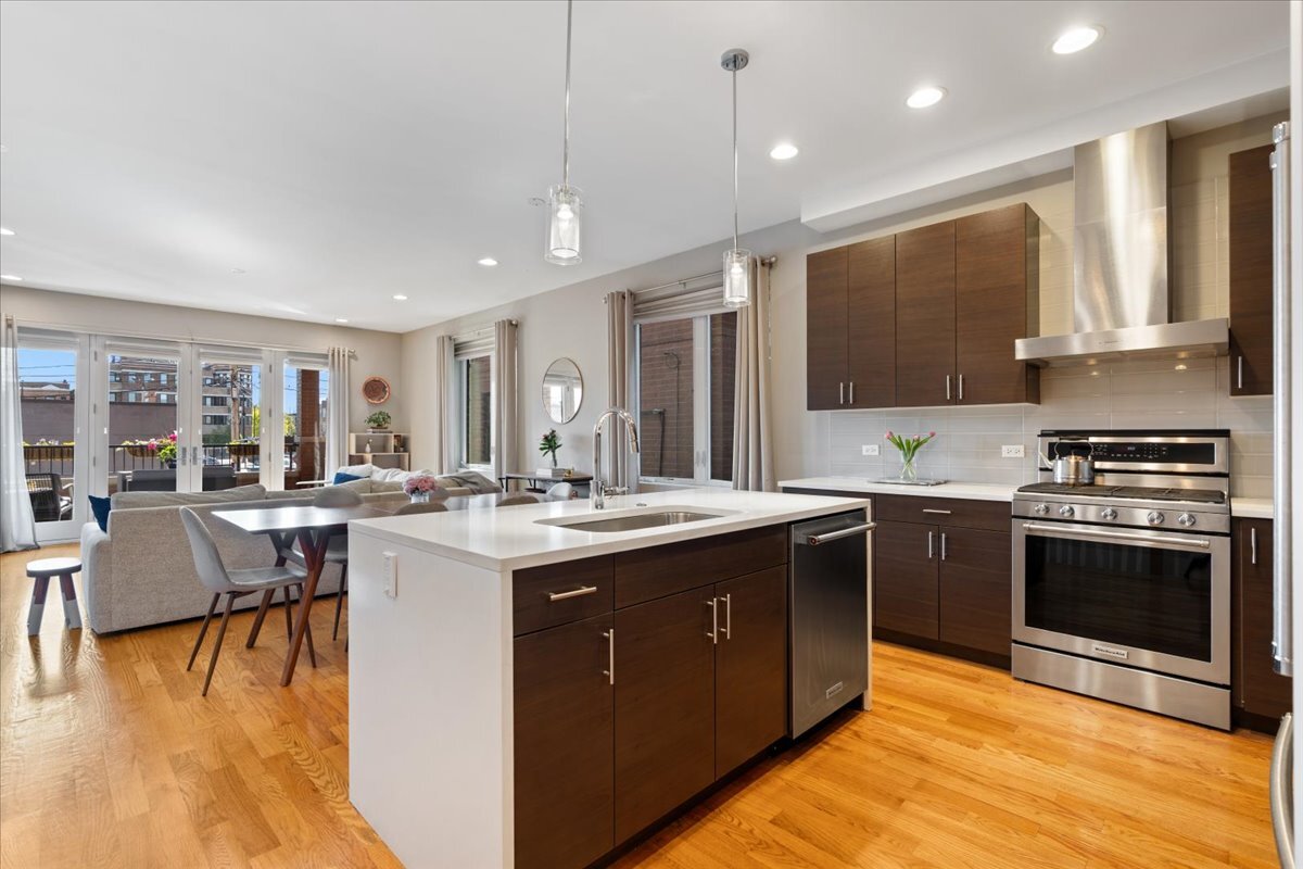 2133 N Campbell Avenue 1D