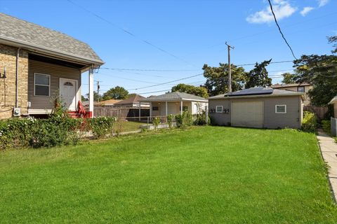Tiny photo for 1523 Cuyler Avenue, Berwyn, IL 60402 (MLS # 12505878)