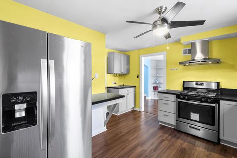 Tiny photo for 1523 Cuyler Avenue, Berwyn, IL 60402 (MLS # 12505878)