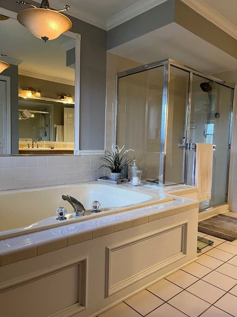 Tiny photo for 210 Persimmon Drive, St. Charles, IL 60174 (MLS # 12637640)