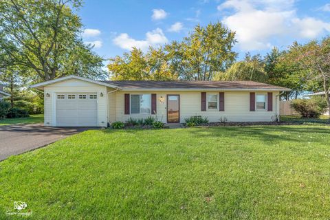 Photo of 1603 Rickey Drive, Joliet, IL 60433 (MLS # 12504578) Photo of 1603 Rickey Drive, Joliet, IL 60433 (MLS # 12504578)