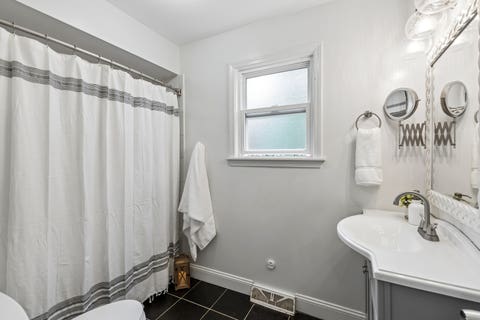 Tiny photo for 552 Burton Avenue, Highland Park, IL 60035 (MLS # 12669349)