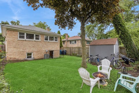 Tiny photo for 552 Burton Avenue, Highland Park, IL 60035 (MLS # 12669349)