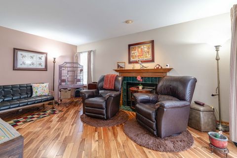 Tiny photo for 1315 Lily Court, Grayslake, IL 60030 (MLS # 12647998)