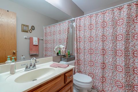 Tiny photo for 1315 Lily Court, Grayslake, IL 60030 (MLS # 12647998)