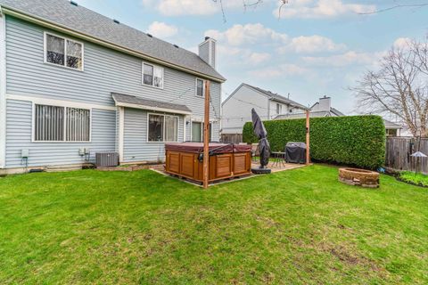 Tiny photo for 1315 Lily Court, Grayslake, IL 60030 (MLS # 12647998)