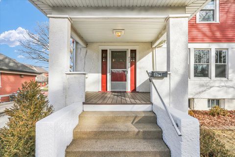 Tiny photo for 804 W Michigan Avenue, Urbana, IL 61801 (MLS # 12546534)