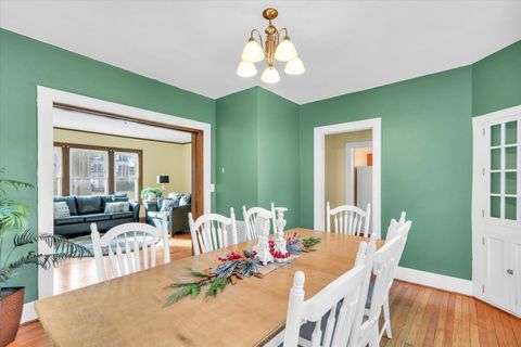 Tiny photo for 804 W Michigan Avenue, Urbana, IL 61801 (MLS # 12546534)