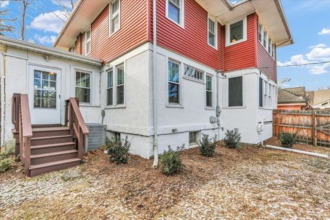 Tiny photo for 804 W Michigan Avenue, Urbana, IL 61801 (MLS # 12546534)