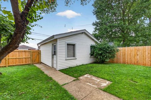 Tiny photo for 5410 Tholozan Avenue, Saint Louis, MO 63109 (MLS # 12688329)