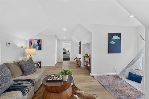 Tiny photo for 5410 Tholozan Avenue, Saint Louis, MO 63109 (MLS # 12688329)