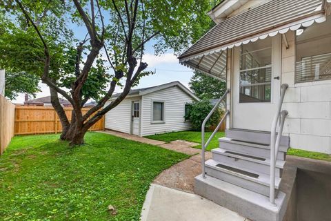 Tiny photo for 5410 Tholozan Avenue, Saint Louis, MO 63109 (MLS # 12688329)
