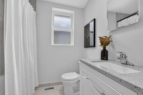 Tiny photo for 5410 Tholozan Avenue, Saint Louis, MO 63109 (MLS # 12688329)