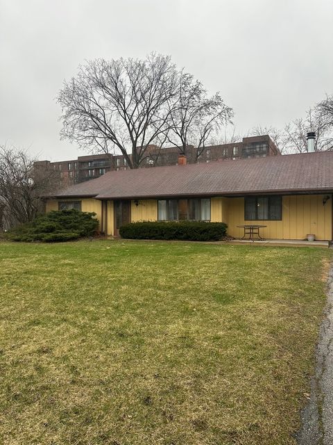 Tiny photo for 6526 Howard Avenue, Indian Head Park, IL 60525 (MLS # 12593678)