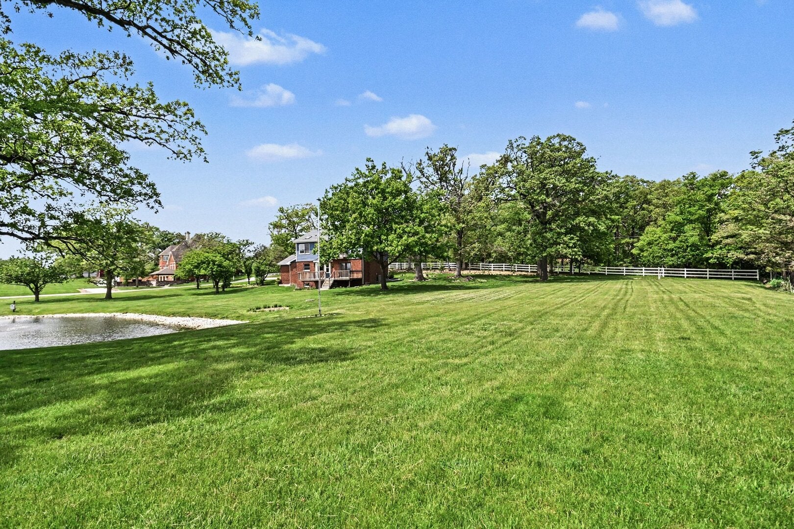 23115 S Hidden Lake Trail
