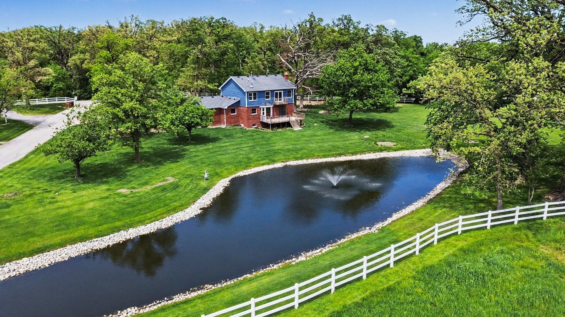 23115 S Hidden Lake Trail