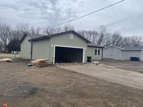 Tiny photo for 386 W 3rd Street, Braidwood, IL 60408 (MLS # 12515083)