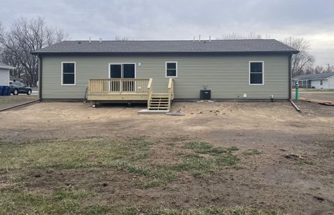 Tiny photo for 386 W 3rd Street, Braidwood, IL 60408 (MLS # 12515083)