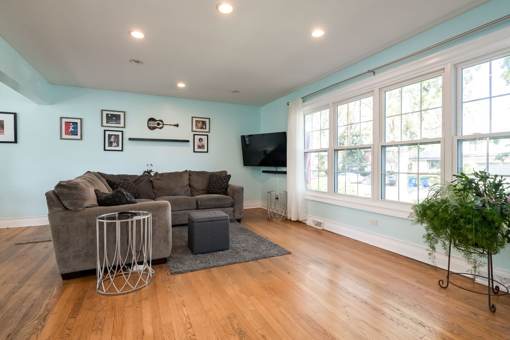 522 E Park Manor Court