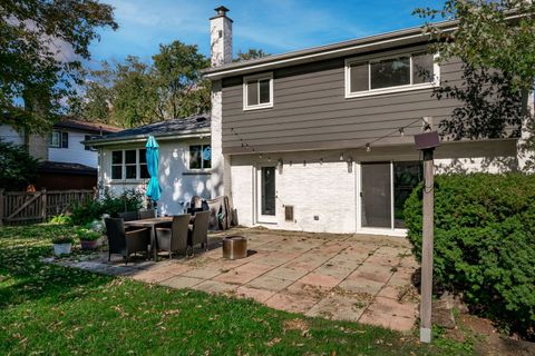 Tiny photo for 522 E Park Manor Court, Elmhurst, IL 60126 (MLS # 12493205)