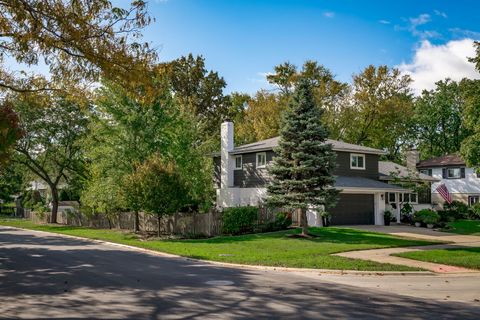 Tiny photo for 522 E Park Manor Court, Elmhurst, IL 60126 (MLS # 12493205)