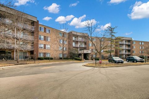 Tiny photo for 245 S Park Lane #321, Palatine, IL 60074 (MLS # 12576335)