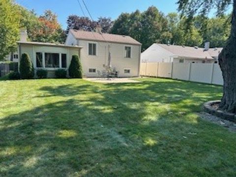 Tiny photo for 906 Alfini Drive, Des Plaines, IL 60016 (MLS # 12474635)
