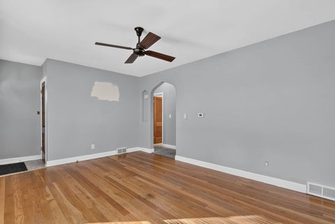 Tiny photo for 2630 Davie Street, Davenport, IA 52804 (MLS # 12787551)
